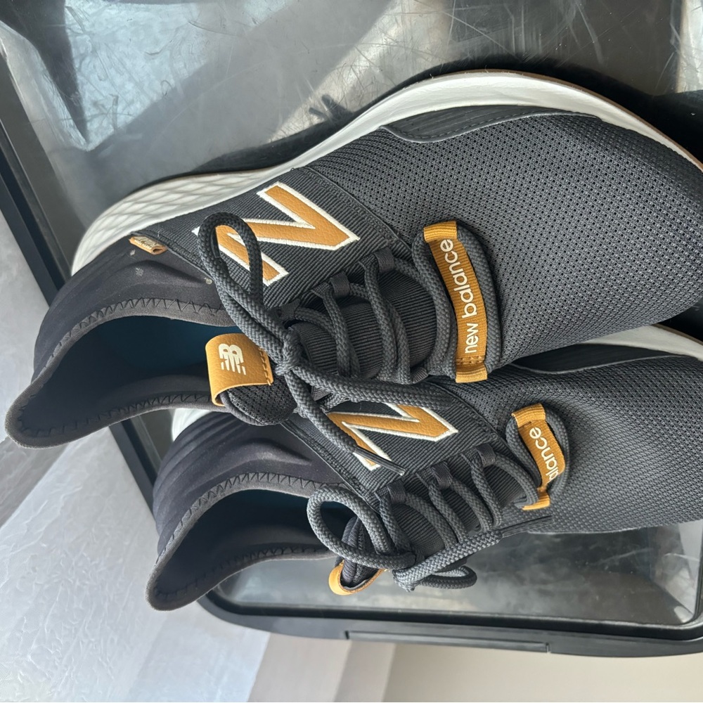 New Balance 🟦these are a true navy and gold. Work one time - just too small. - Picture 6 of 7